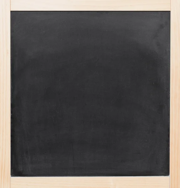 Siyah arka plan veya yazı tahtası doku ile ahşap yatılı — Stok fotoğraf
