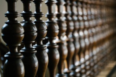 Arkaplan olarak eski ahşap korkuluklar