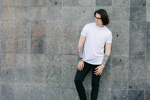 Hipster Handsome Male Model Glasses Wearing White Blank Shirt Black — Stock Photo, Image