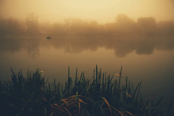 Río Día Niebla Mañana — Foto de Stock