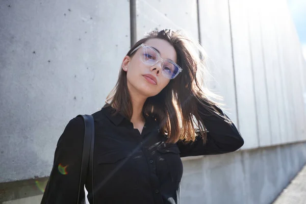 Business Woman Portrait City Streets Sunset Sexy Brunette Wearing Black — Stock fotografie