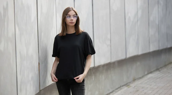 Camiseta Algodón Blanco Negro Para Mujer Niña Con Espacio Para —  Fotos de Stock