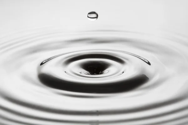 Νερό σταγόνα — Φωτογραφία Αρχείου