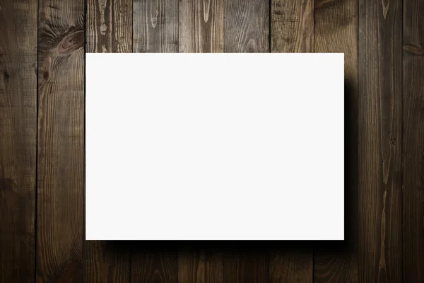 Cartaz em branco no interior de madeira — Fotografia de Stock