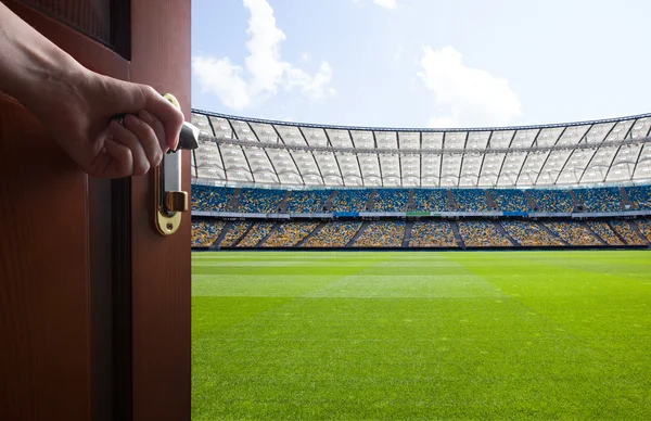 Room with open door — Stock Photo, Image