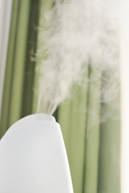 humidifier blowing off steam clipart