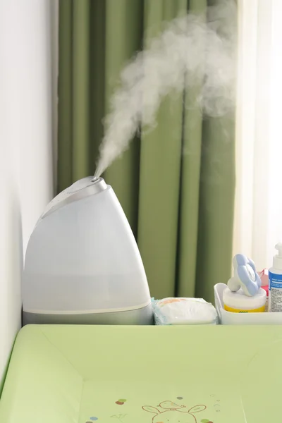 Humidifier blowing off steam — Stock Photo, Image