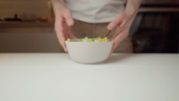 Sebzeli Salata Pirinç Eriştesi Sağlıklı Salata Kore Mutfağı Vejetaryen Yemeği — Stok video