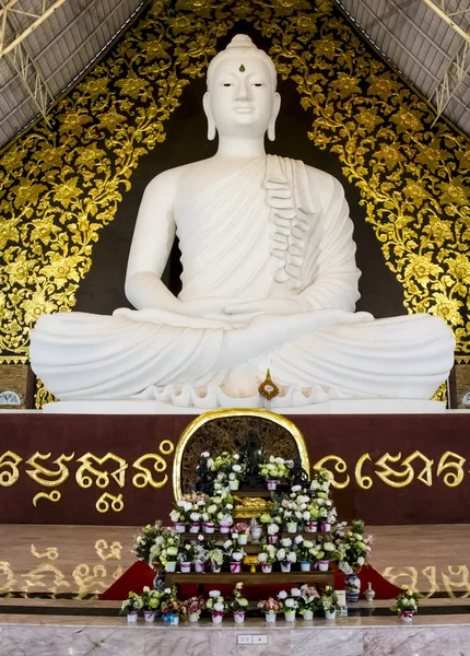Big white buddha at watpahuaylad,Loei,Thailand. — Stock Photo, Image