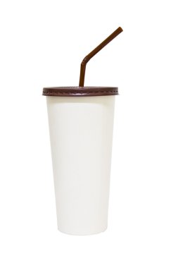 kağıt bardak beyaz zemin üzerine.