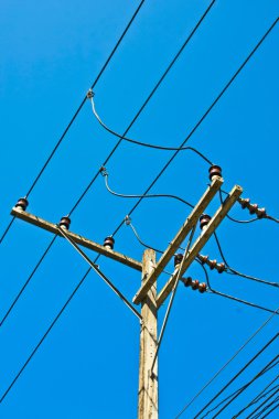 güç hattı.