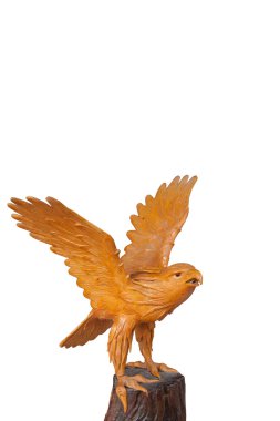 altın kartal heykeli.