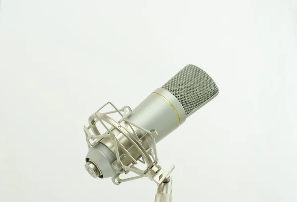 Micrófono sobre fondo blanco —  Fotos de Stock