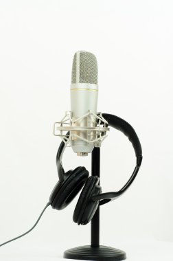 mikrofon ve kulaklık