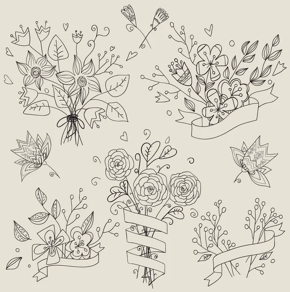 Set of hand drawn cute floral bouquets. Retro flowers labels in vector. — Stock Vector