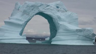 Galapagos Adaları olarak Darwin kemer gibi buzdağı kemer