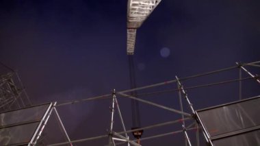 Heykel işçisi ve kolhoz kadının yapımı Vera Mukhina tarafından yapılmıştır.