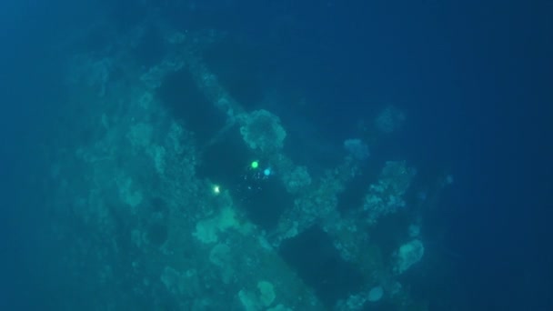 Wrak op onderwater scheepswrak van de Truk Eilanden. — Stockvideo