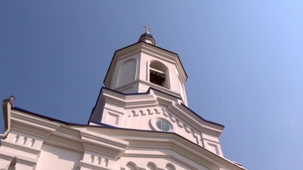 Orthodox church Holy Trinity Cathedral. — Stock Video