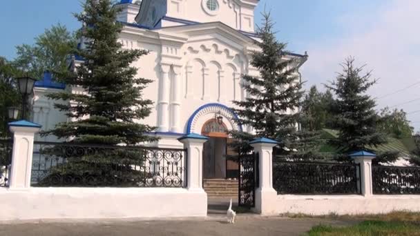 Orthodox church Holy Trinity Cathedral. — Stock Video