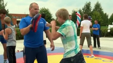 Uluslararası takım zaferi ve spor festivali.