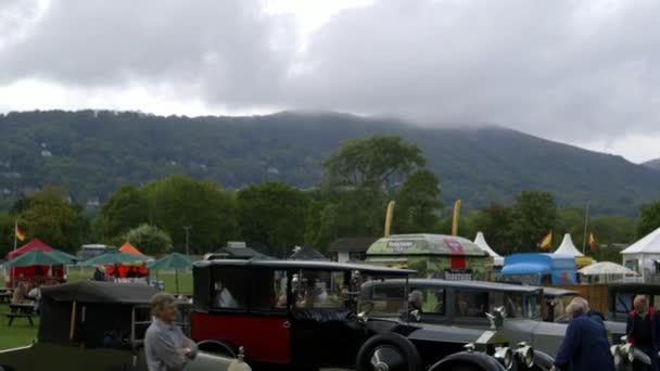 RHS Malvern Hills festivalindeki insanlar. — Stok video