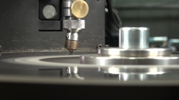 Production et fabrication du DIAMOND et brillants maîtrisés .