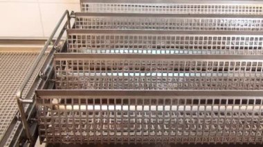 Temizlik tedarik konteyner fritöz.