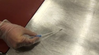 Farklı yüzeylerden örnekleme.