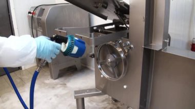 Etin deterjan artıkları Temizleme.