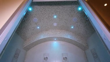 Lüks daire iç Jakuzi, Hamam, Spa.