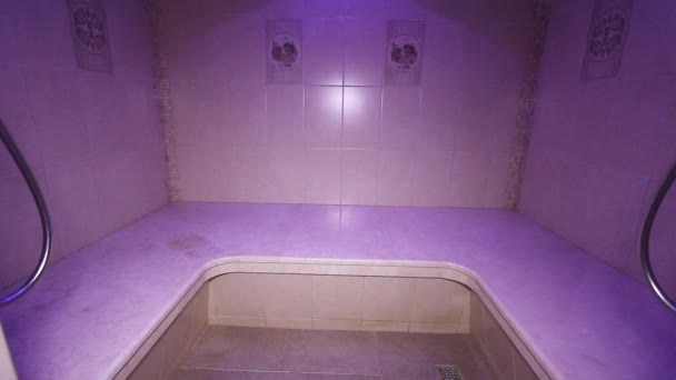 Lüks daire iç Jakuzi, Hamam, Spa. — Stok video