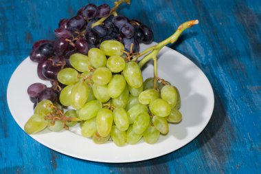 üzüm yeşil ahşap