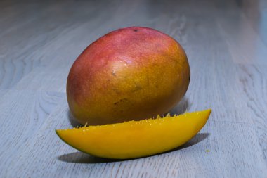 mango narenciye