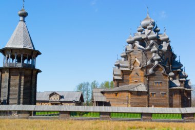 ahşap kilise