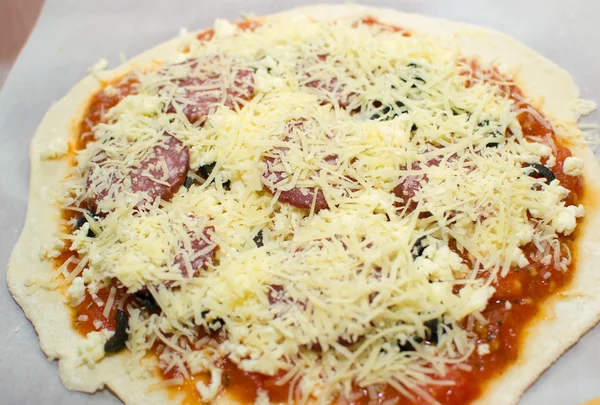 Pizza eten Italiaans — Stockfoto