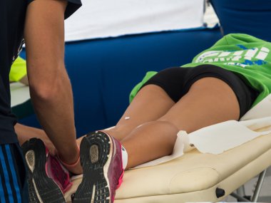Atletin kaslar masaj sonra spor