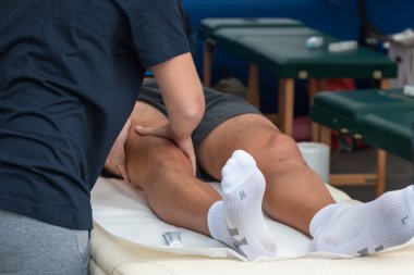 Atletin kaslar masaj sonra spor