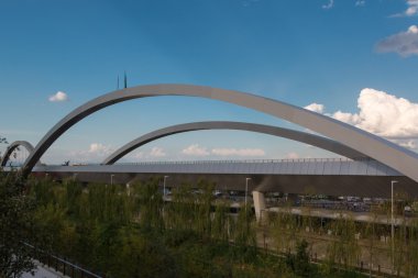 Modern Şehir Köprüsü yakın iş merkezi