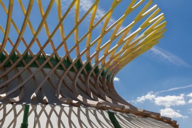 Ahşap eğri yapı: Modern mimari Desi ile oluşturma