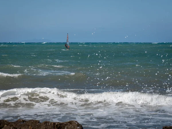 Windsurf Riding Waves Choppy Sea — Stock Photo, Image