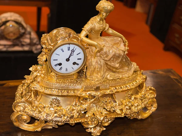 Luxurious decorative golden alarm clock — Stock Photo, Image