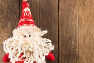 Noel Baba Noel dekorasyonu ahşap arka plan üzerinde