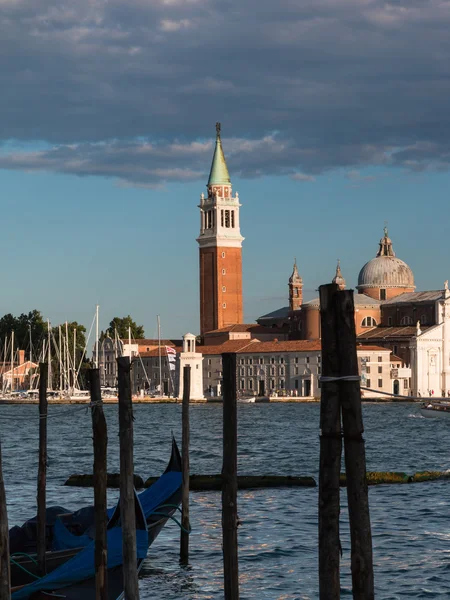 San Giorgio Maggiore templom és a Campanile-Velence, Olaszország — Stock Fotó