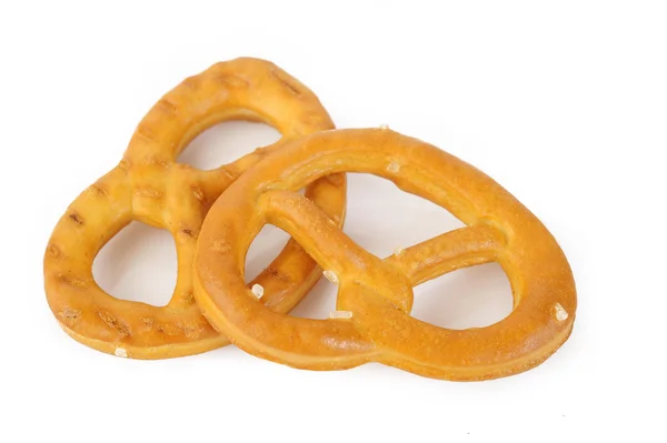 Bretzel salé sur fond blanc — Photo