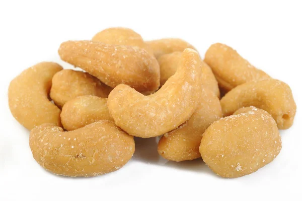 Salted cashew nuts  isolated on white background — Stock Photo, Image