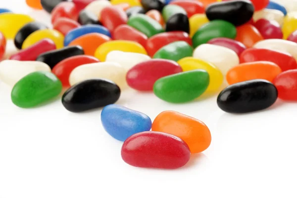 Jelly Beans sobre fondo blanco — Foto de Stock