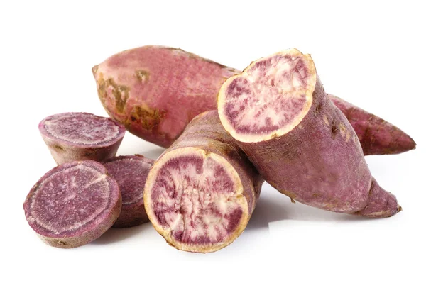 Raw purple sweet potatoes — Stock Photo, Image