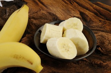 kase dilimlenmiş muz