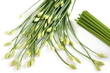 beyaz üzerine sarımsak chives 